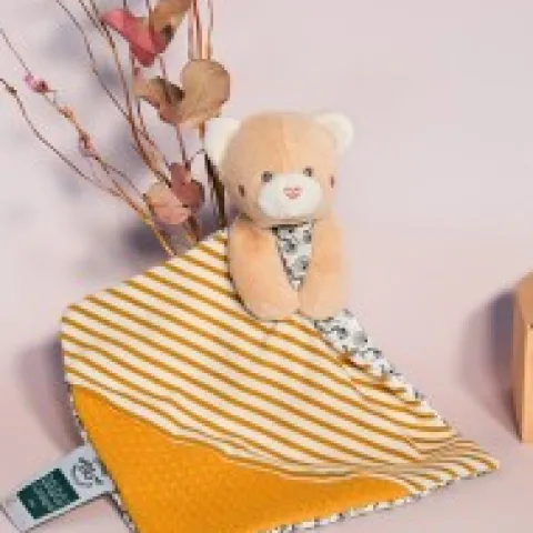 Outlet Doudou bébé ours en coton BIO - 20 cm - modèle aléatoire Cadeau À Moins De 20€|Les Prix Doux