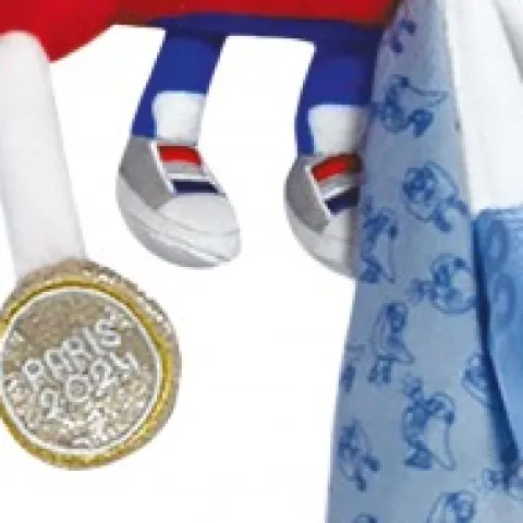 New Doudou Bebe Champion - Peluche mascotte Paris 2024 - 22 cm Collection Bébé Jo|Les Prix Doux