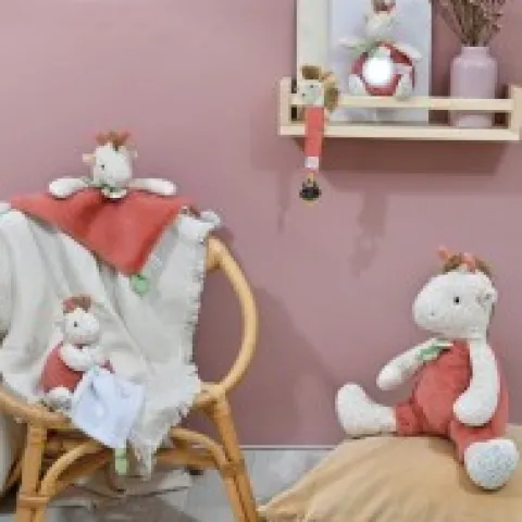 Clearance Doudou plat girafe beige et rouge -25 cm Cadeaux Naissance|Les Prix Doux