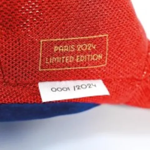 Hot Peluche mascotte Jeux Paralympiques Paris 2024 fabriquée en France - Edition limitée version maille lurex- 29 cm Mascotte Jo|Mascotte Jo